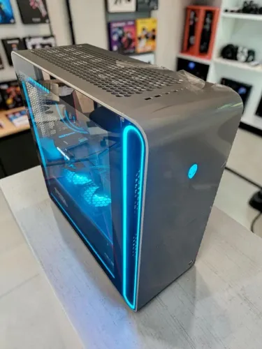 Pc Gamer Alienware area 51 ryzen 7 9800x3d Novo