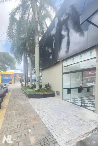 Loja Comercial em Localização Estratégica Próxima ao Midway