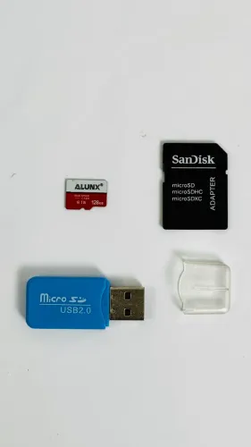 128GB MEMORY CARD SDCARD + 2 ADAPTERS.