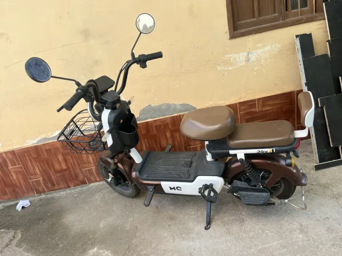 Motinha elétrica, única dona. Conservada 