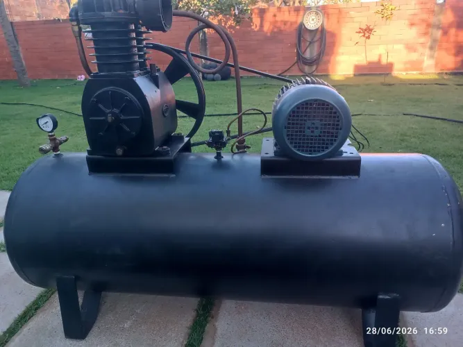 Compressor 20 pés alta pressão 225 litros