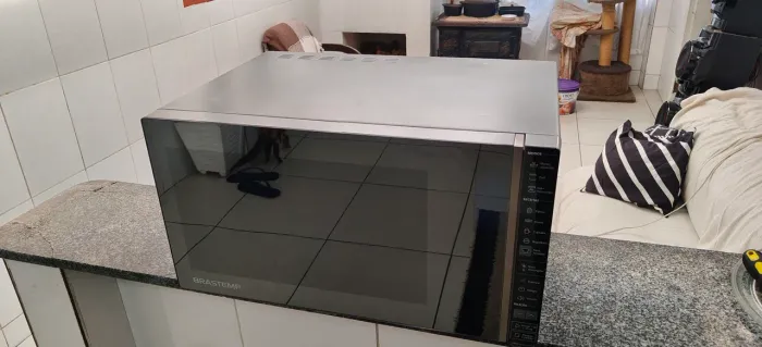 Microondas Brastemp 32L espelhado o mais top ! Super novo !!!