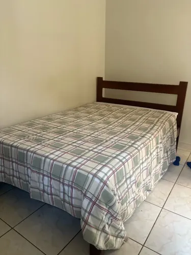 Cama com colchão magnético