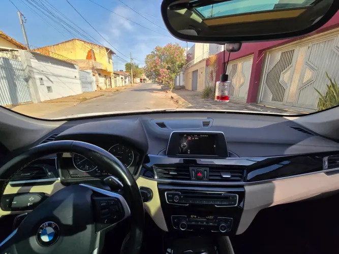 BMW X1 Sdrive 20I X-line 2.0 TB Active Flex 2017