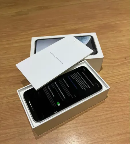 iPhone XR Branco - Ótimo Estado | Caixa + Carregador