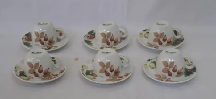 6 XÍXARAS DE CAFÉ COM PIRES