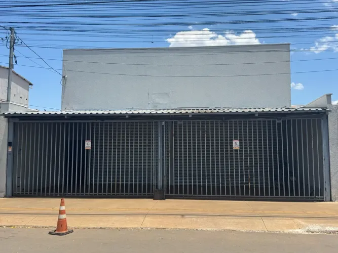 ALUGO GALPÃO CLIMATIZADO REGIÃO NOROESTE DIRETO COM O PROPRIETÁRIO
