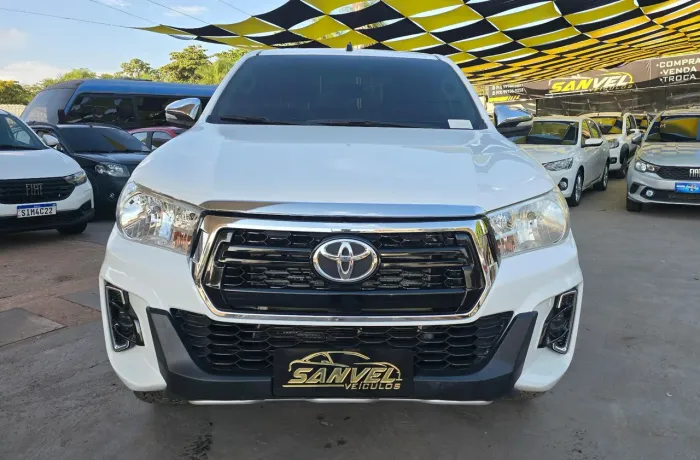 Toyota Hilux CD 4X4 2.8 Diesel Mec. 2017