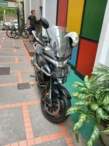 Moto muito nova, aceito outra moto com valor mais baixo, com volta pra mim 