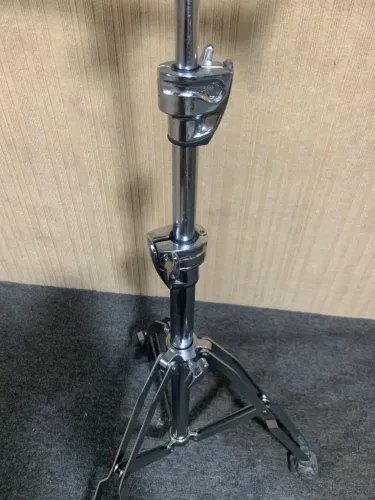 Estante Girafa Pearl BC1000 semi nova