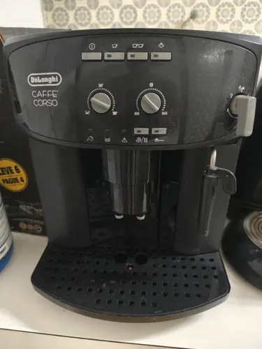 Cafeteira Italiana DeLonghi modelo CAFFÈ CORSO
