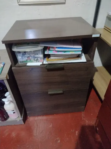 Vendo mesinha de cabeceira
