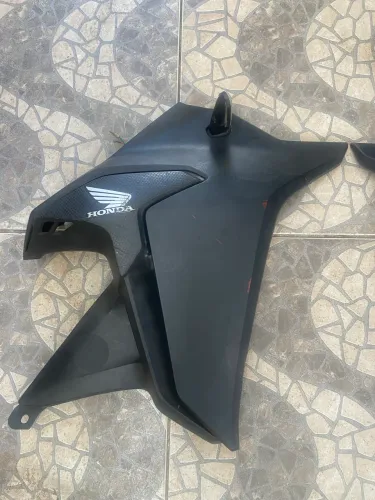 Peça xre 300 ABAS LATERAIS