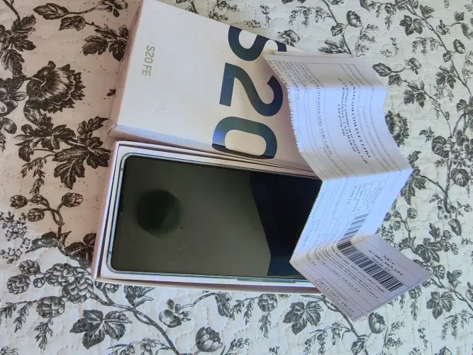 Celular Samsung 20 fe -perfeito estado 
