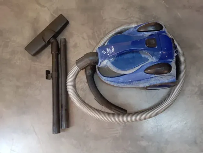 ASPIRADOR BLACK E DECKER modelo A4ABR (no estado, funcionando)