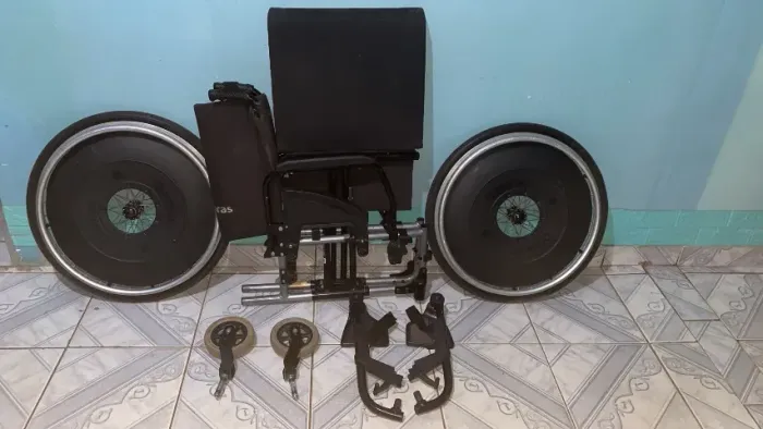 Cadeira de rodas AVD