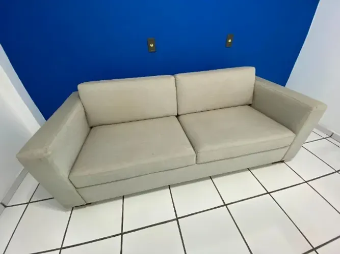 Sofá 3 Lugares Amplo Grande Confortável Recepção Escritório Sala Impecável Seminovo Usado