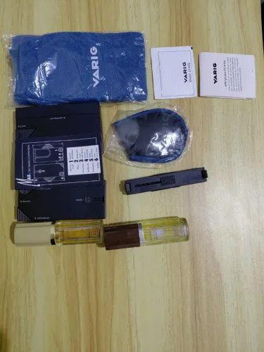 kit de amenidades de viagem vintage da antiga companhia aérea brasileira Varig.