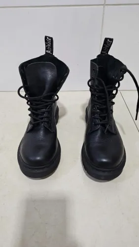 Bota Dr. martens 1460 preta (black smooth boots)