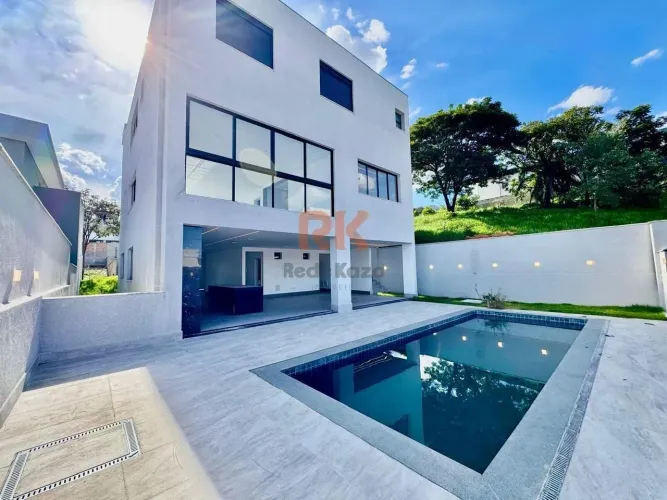 Casa em condomínio à venda, 4 quartos, 4 suítes, 4 vagas, Portal Do Sol - Contagem/MG