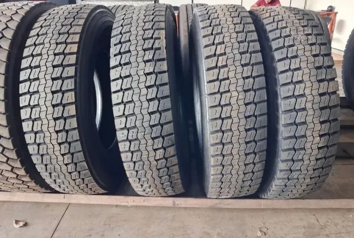 Pneus para caminhão 295/80  275/80  22,5 borrachudos 