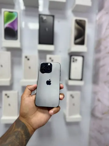 IPHONE 14 PRO 256GB<br>R$ 3.550,00