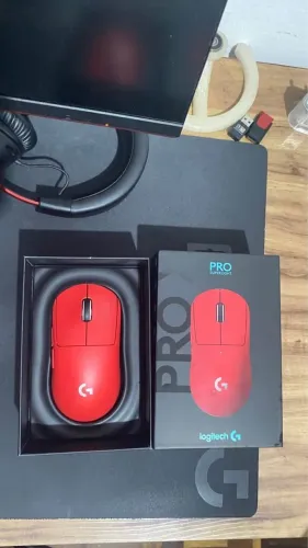 Mouse Gamer Sem Fio Logitech G PRO X SUPERLIGHT - Vermelho C/ feet de vidro