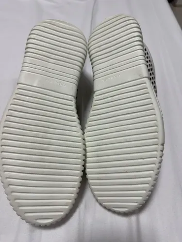 Tenis de couro