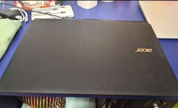 Notebook Acer (LEIA)