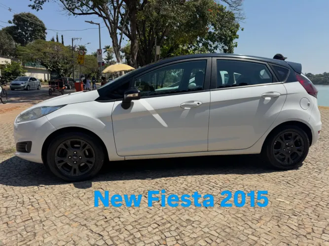 Ford Fiesta 1.6 16V Flex Mec. 5P 2015