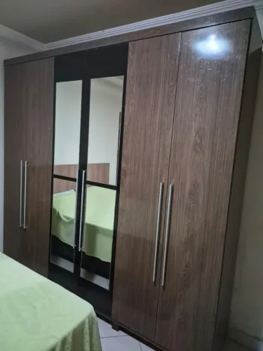 Guarda roupa 6 portas 7 gavetas