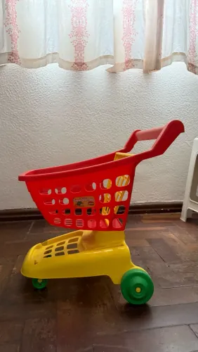 Brinquedo Carrinho de supermercado de plástico