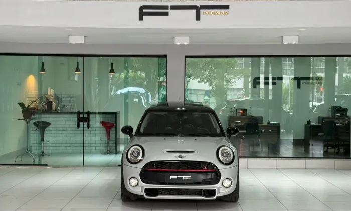 Mini Cooper 2.0 16V Twinpower Gasolina S 2P Steptronic 2017