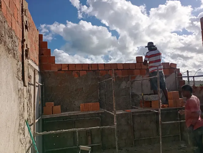 Quer construir ou reforma?