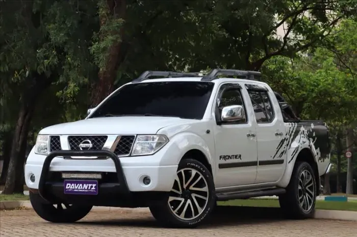 Nissan Frontier LE CD 4X4 2.5 TB Diesel Aut. 2013