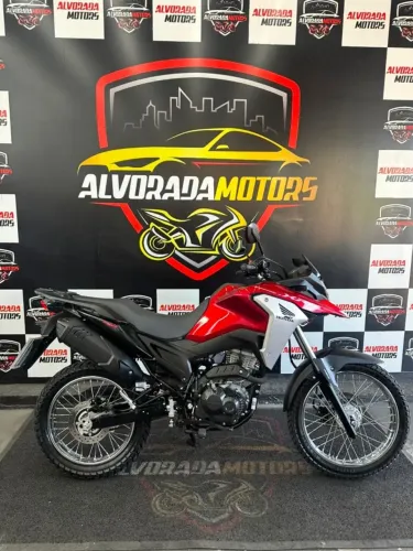 XRE 190 2024/2025 3.500 km. Emplacada e à pronta entrega
