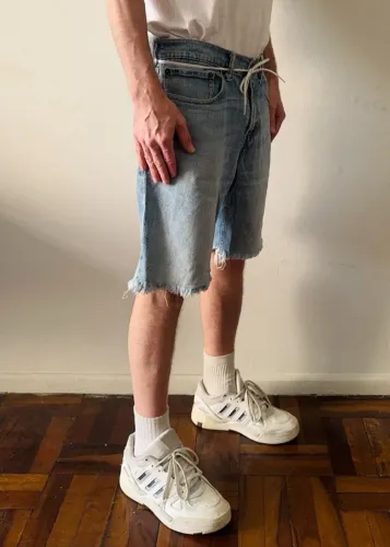 Bermuda Jeans Levi's Original - Lavagem Clara | Tamanho 40