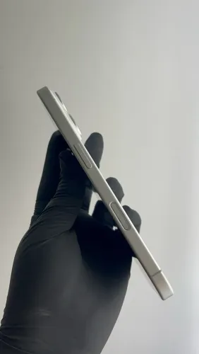 iPhone 16-128 GB 