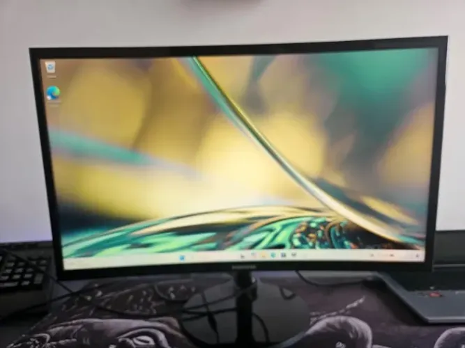 Monitor Curvo Samsung 24" Full HD C24F390 - (USADO) Impecável + Cabo HDMI e Fonte Original