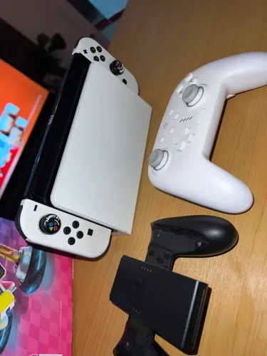 Nintendo Switch Oled desbloqueado na caixa - entrego