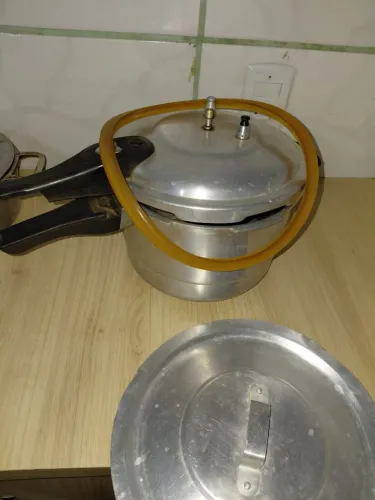 panela de pressao grande