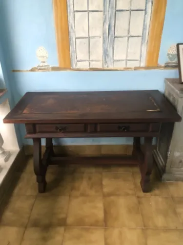 Aparador / Escrivaninha Colonial Vintage de Madeira com 2 Gavetas