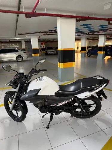 Vendo ou troco Yamaha factor 2023 com apenas 43 mil km rodados