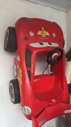 Carrinho pedal mcqueen