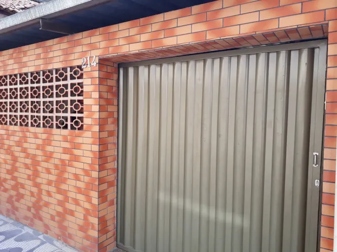 Vendo casa e porão