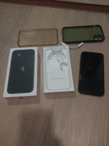 iPhone 11 todo original 64gb preto