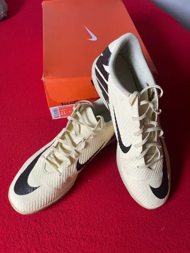 CHUTEIRA FUTSAL NIKE VAPOR 15 CLUB IC NÚMERO