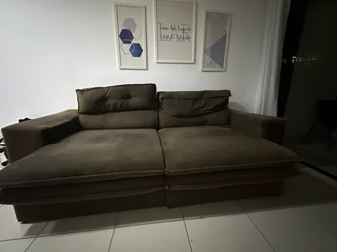 Sofá retrátil e reclinável
