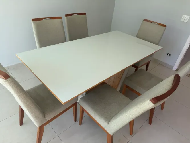 MESA DE JANTAR 6 lugares 
