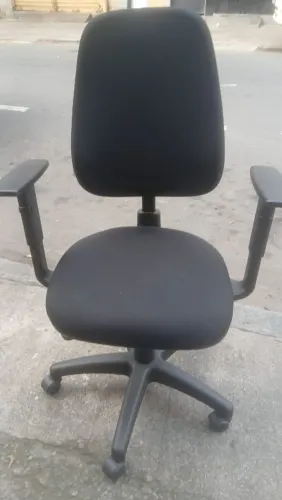 Cadeiras para escritório em bom estado.